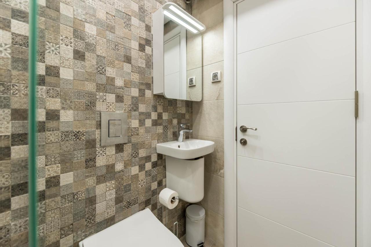 Cosy Apartment In Central Varna Exteriör bild